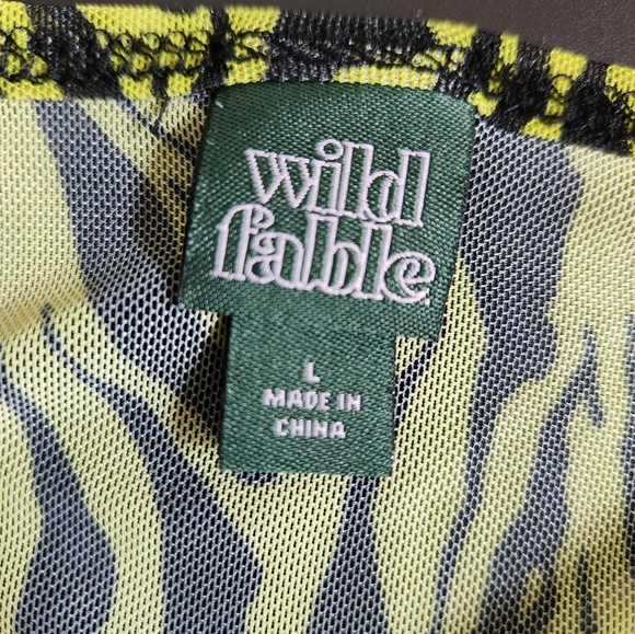 Wild fable top ladies long sleep green zebra mesh size L - Picture 5 of 6